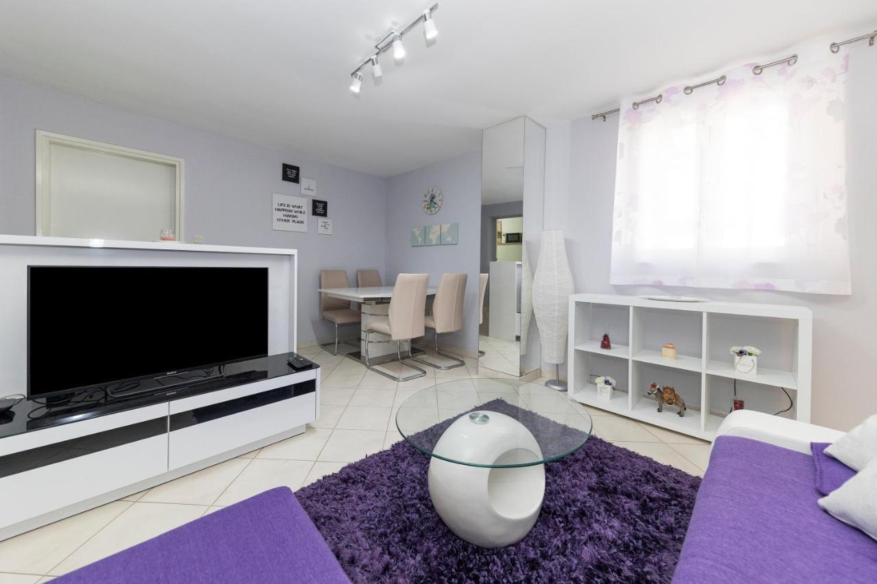 Happy Home Apartment 扎达尔 外观 照片
