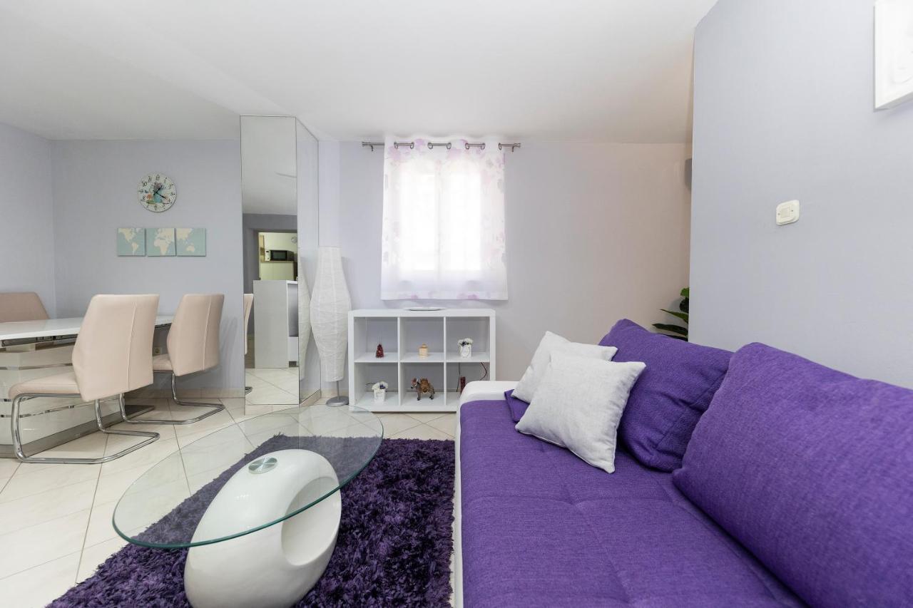 Happy Home Apartment 扎达尔 外观 照片